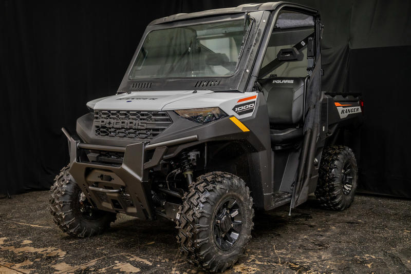 Read more about the article The 2023 Polaris Ranger 1000 Premium: A Game-Changing UTV