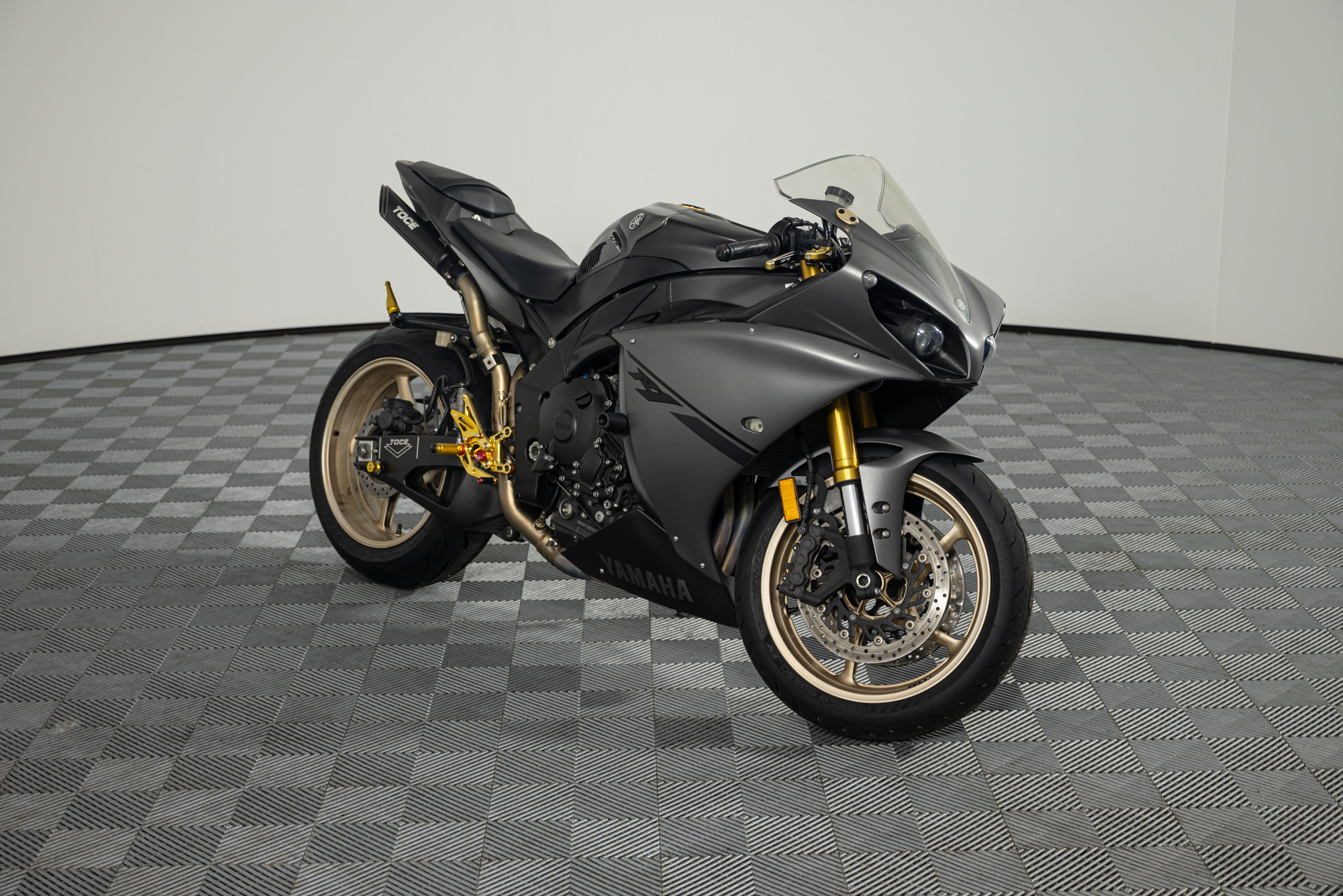 2014 Yamaha YZF-R1 MOTORCYCLE