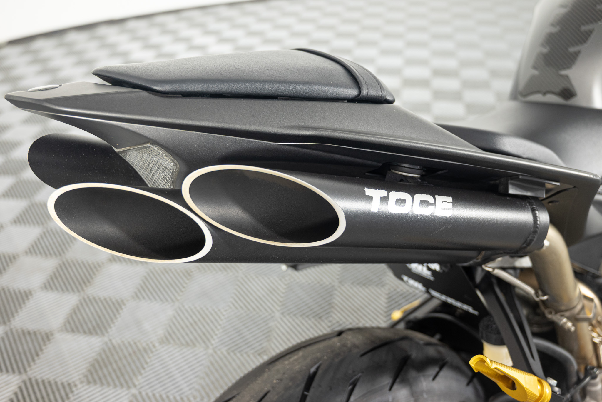 2014 Yamaha YZF-R1 MOTORCYCLE