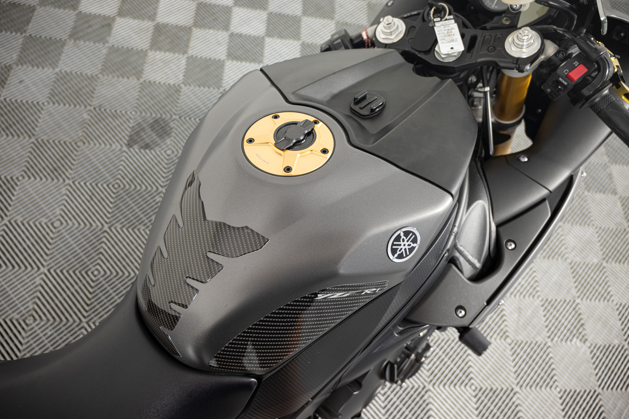 2014 Yamaha YZF-R1 MOTORCYCLE