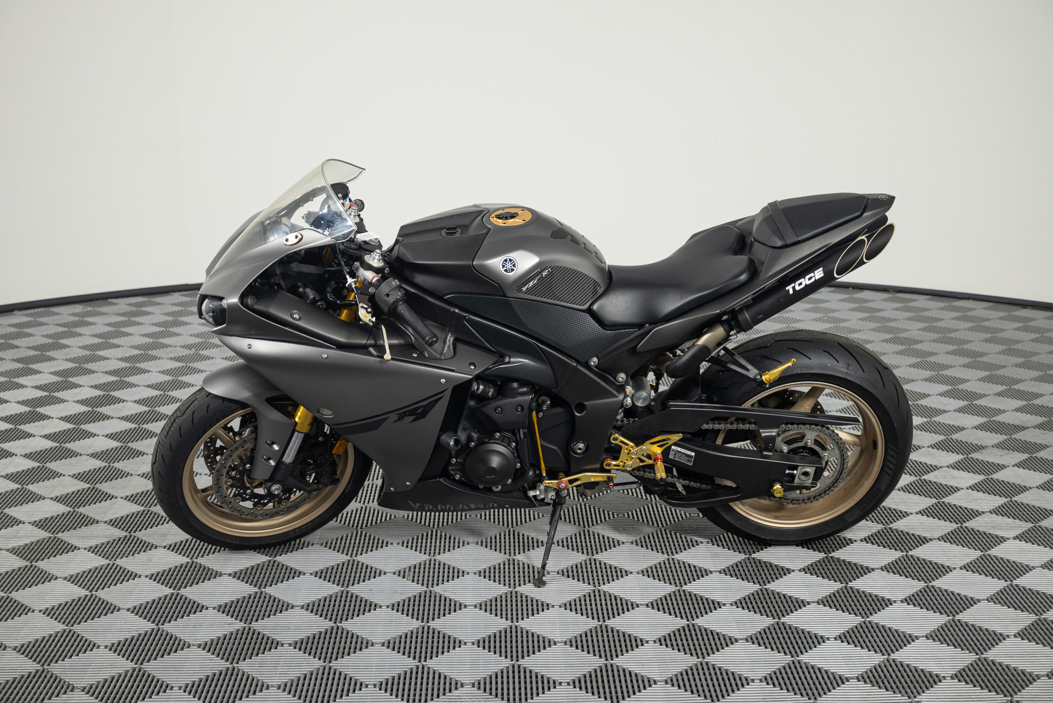 2014 Yamaha YZF-R1 MOTORCYCLE