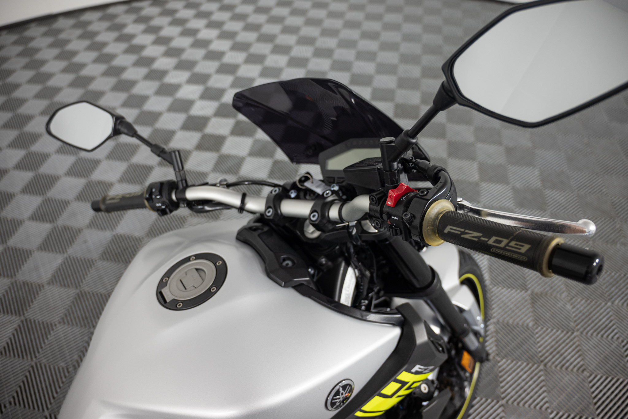 2017 Yamaha FZ-09 MOTORCYCLE