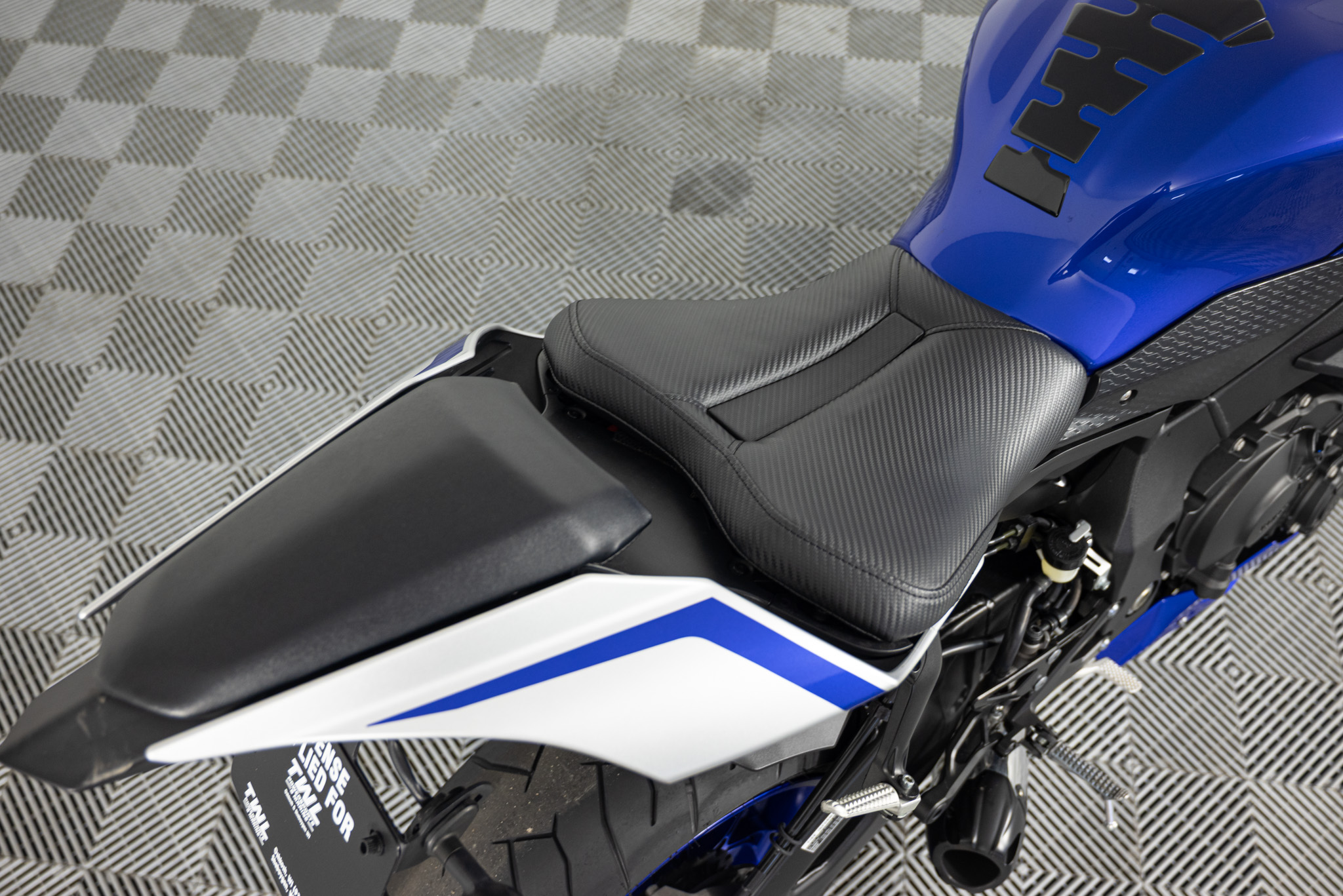 2017 Yamaha YZF-R1 MOTORCYCLE