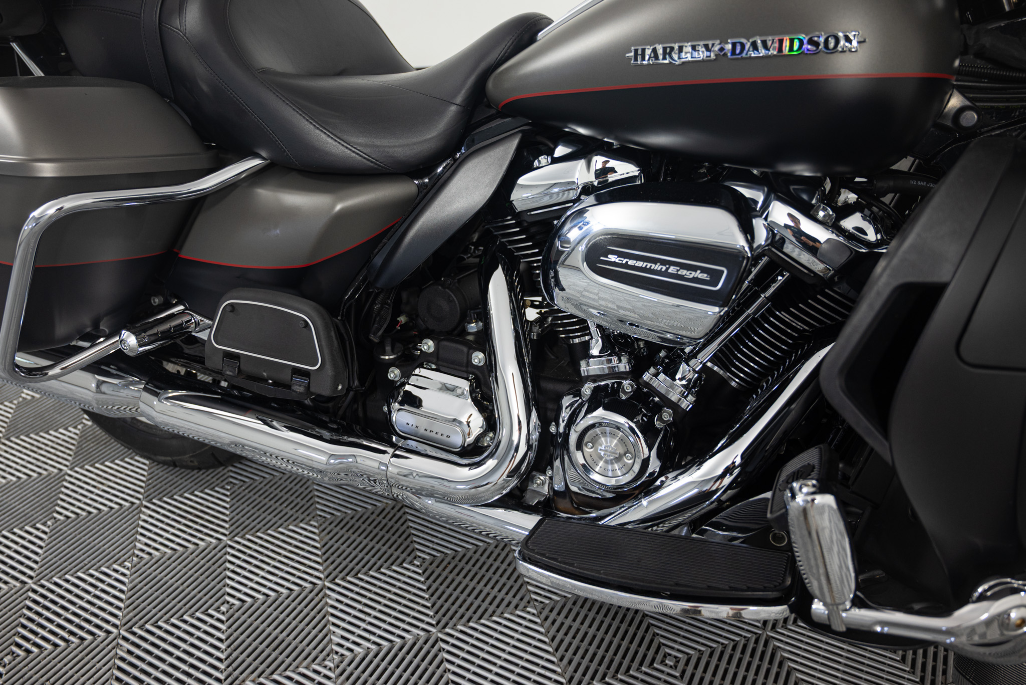 2018 Harley-Davidson® Ultra Limited MOTORCYCLE