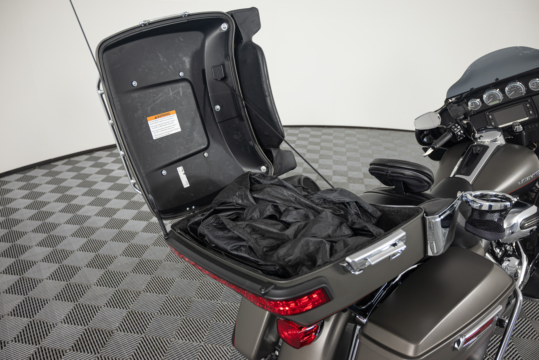 2018 Harley-Davidson® Ultra Limited MOTORCYCLE
