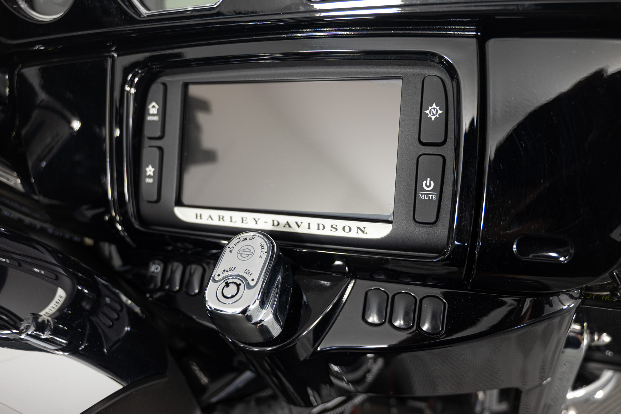 2018 Harley-Davidson® Ultra Limited MOTORCYCLE