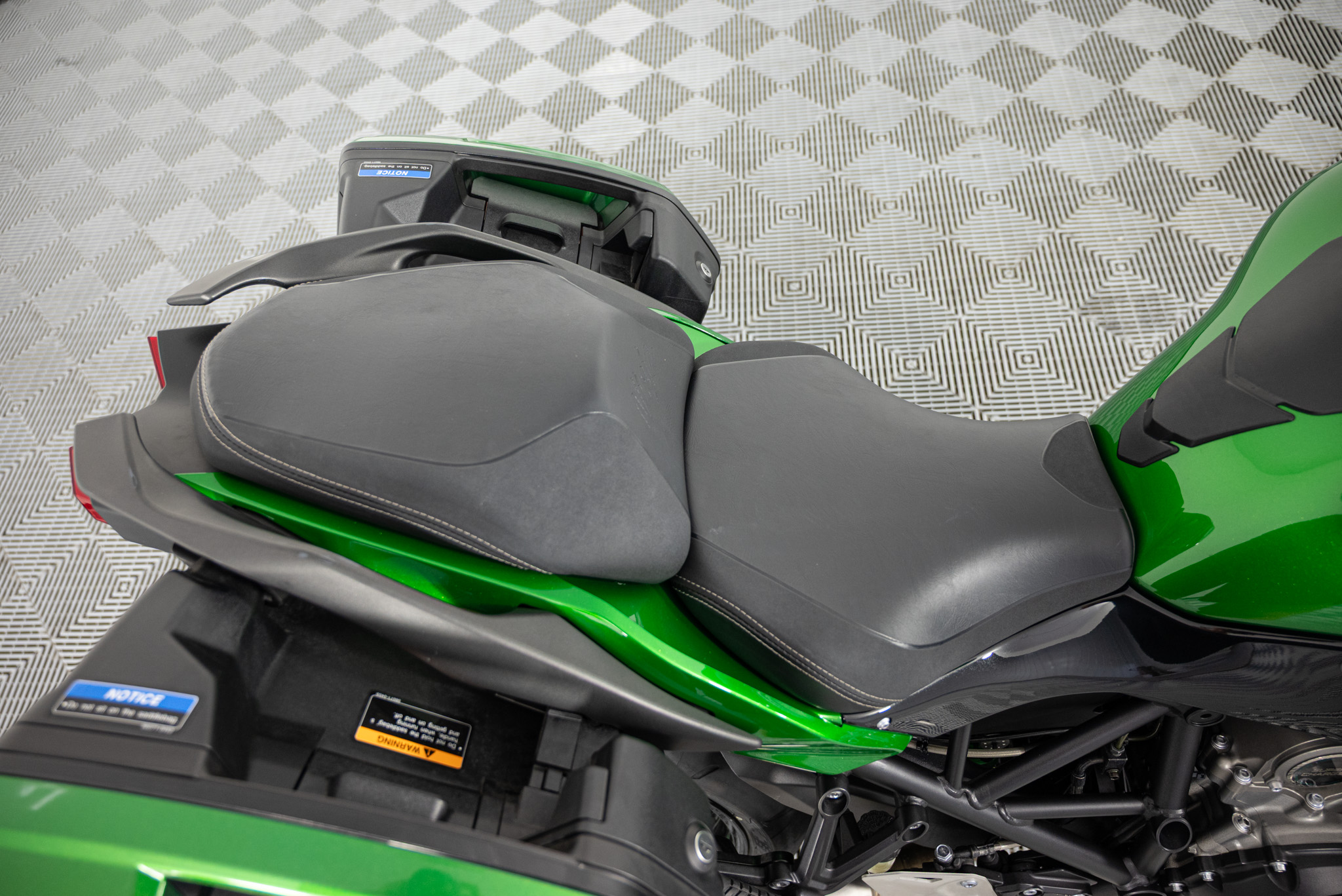 2020 KAWASAKI Ninja H2 SX SE MOTORCYCLE