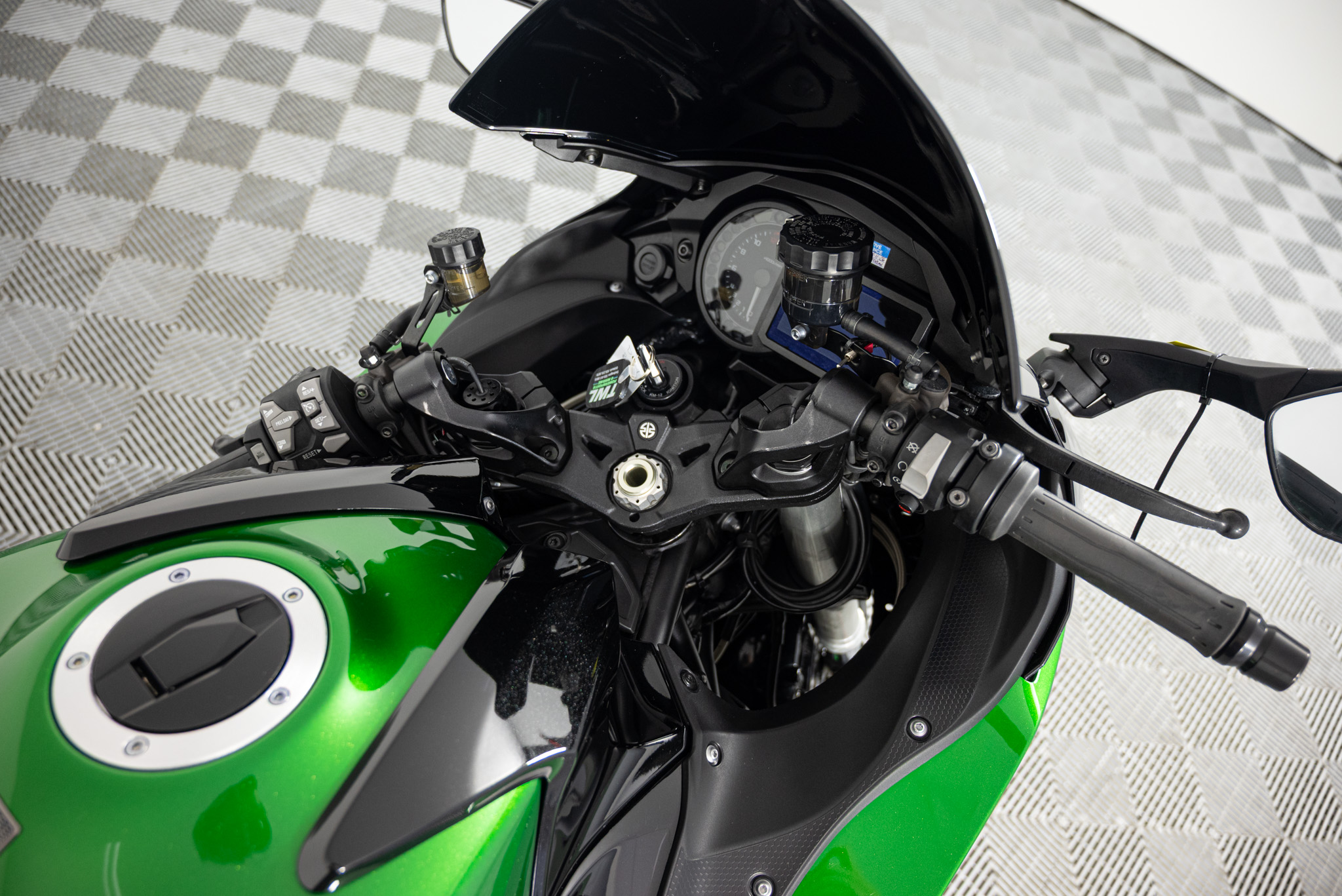 2020 KAWASAKI Ninja H2 SX SE MOTORCYCLE