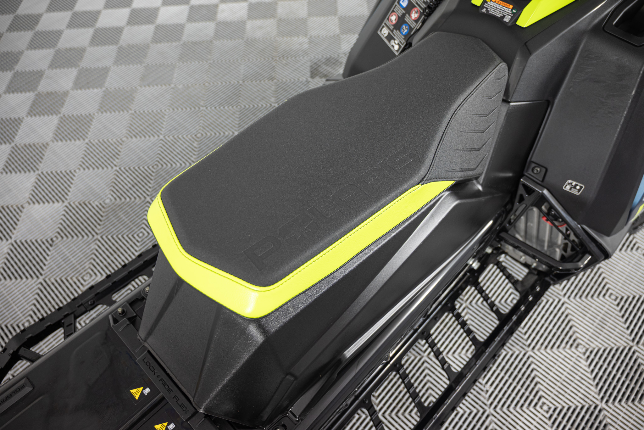 2023 POLARIS 650 RMK Khaos Slash 146 SNOWMOBILE