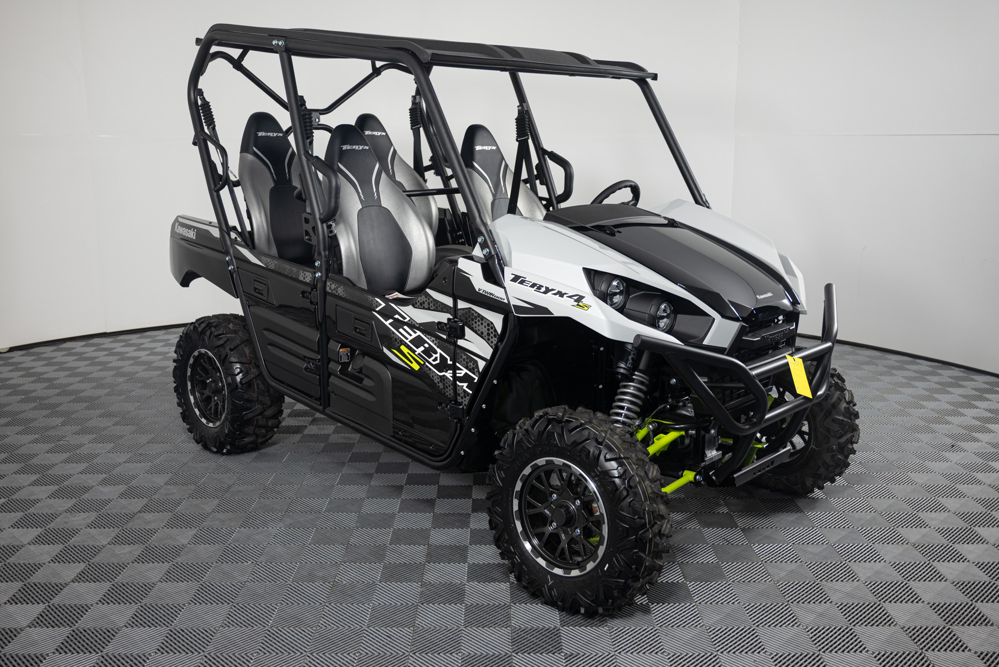 2025 Kawasaki Teryx4 S LE — photo 1 of 11