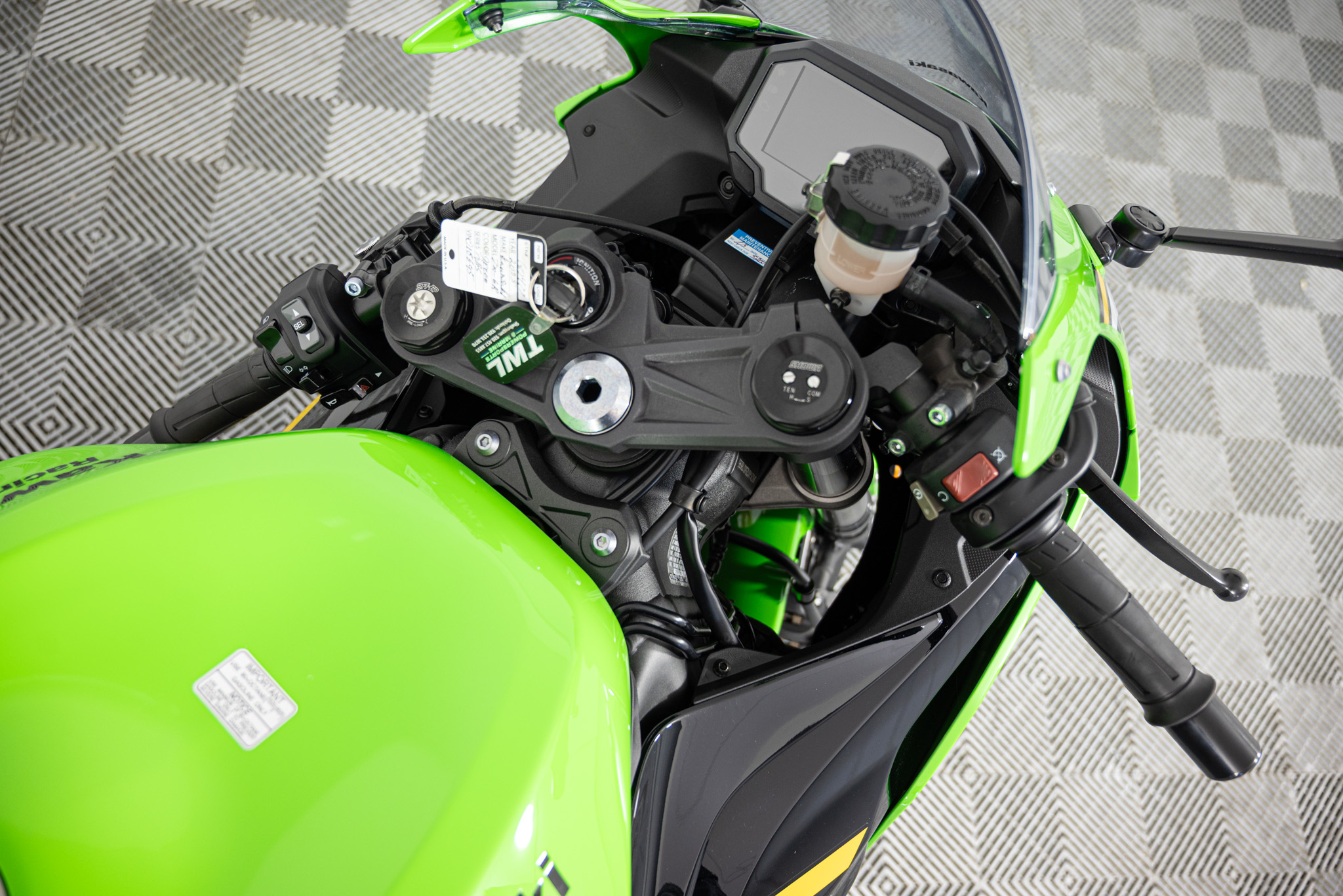 2025 KAWASAKI Ninja ZX-6R KRT Edition ABS MOTORCYCLE