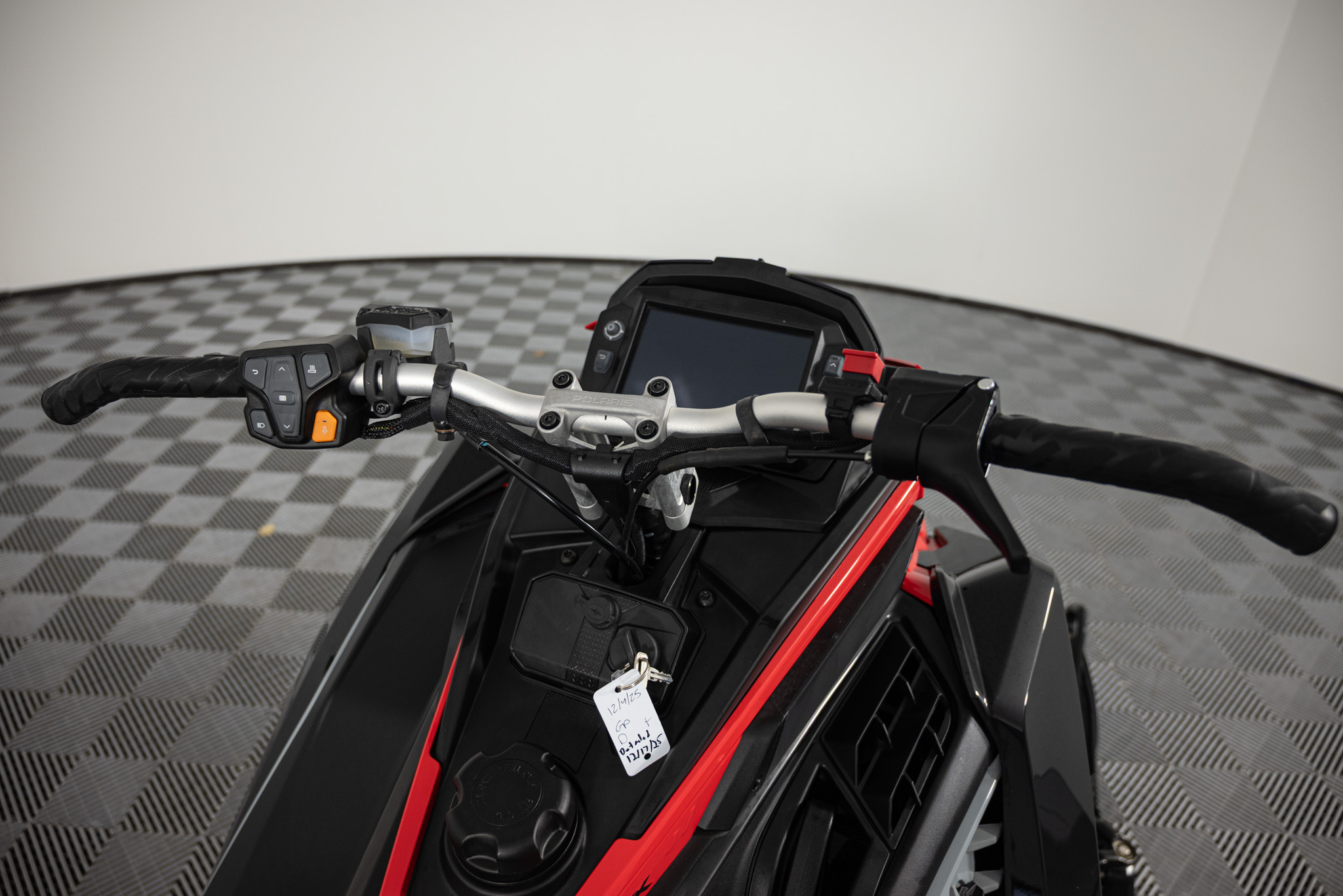 2025 POLARIS 850 Switchback Assault 146 SNOWMOBILE