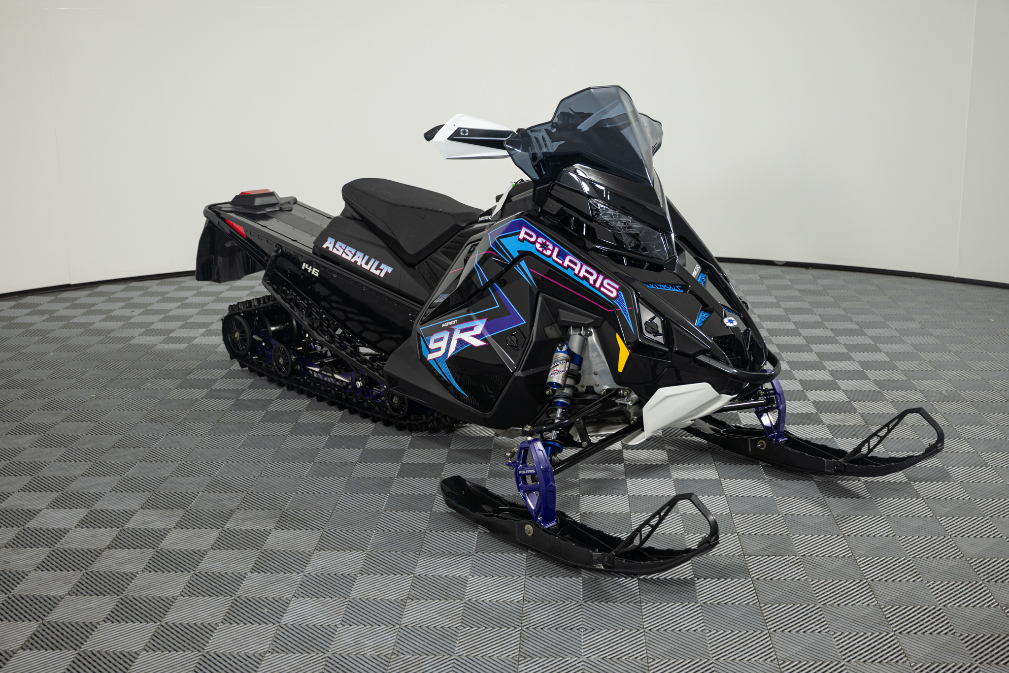 2025 POLARIS 9R SWITCHBACK ASSAULT 146 70TH LE SNOWMOBILE