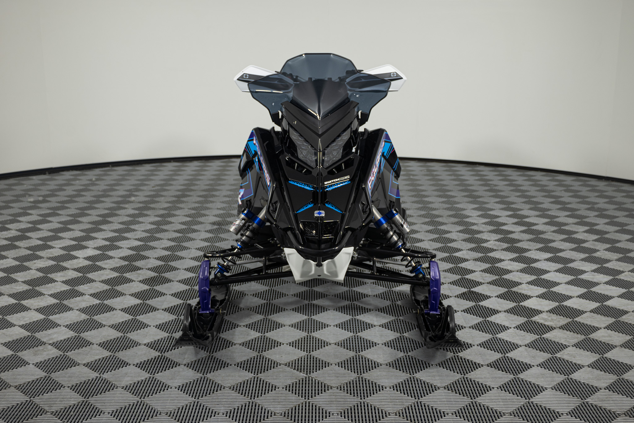 2025 POLARIS 9R SWITCHBACK ASSAULT 146 70TH LE SNOWMOBILE