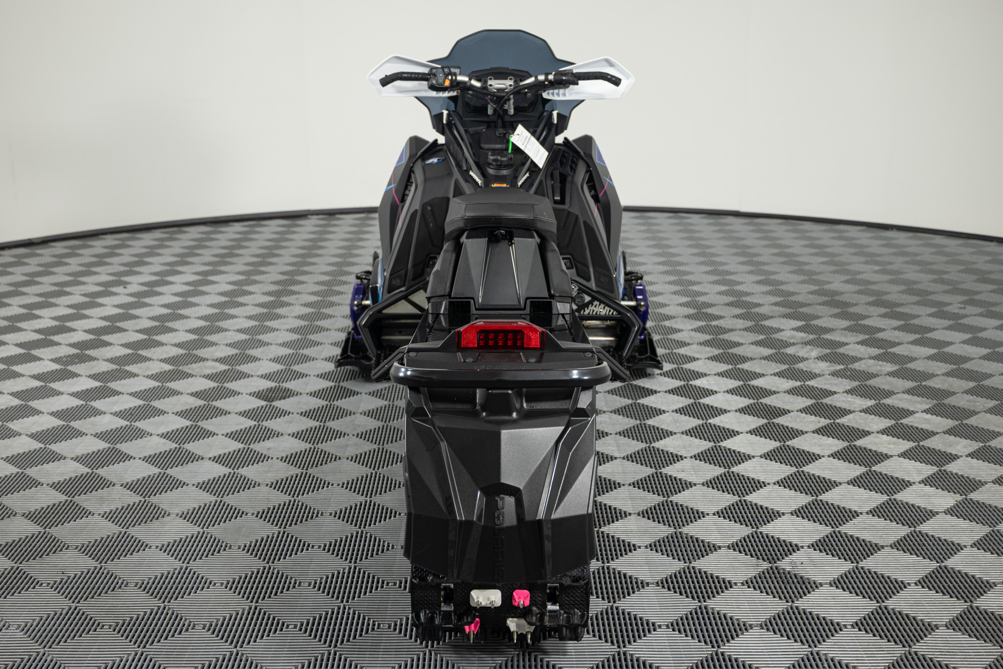 2025 POLARIS 9R SWITCHBACK ASSAULT 146 70TH LE SNOWMOBILE