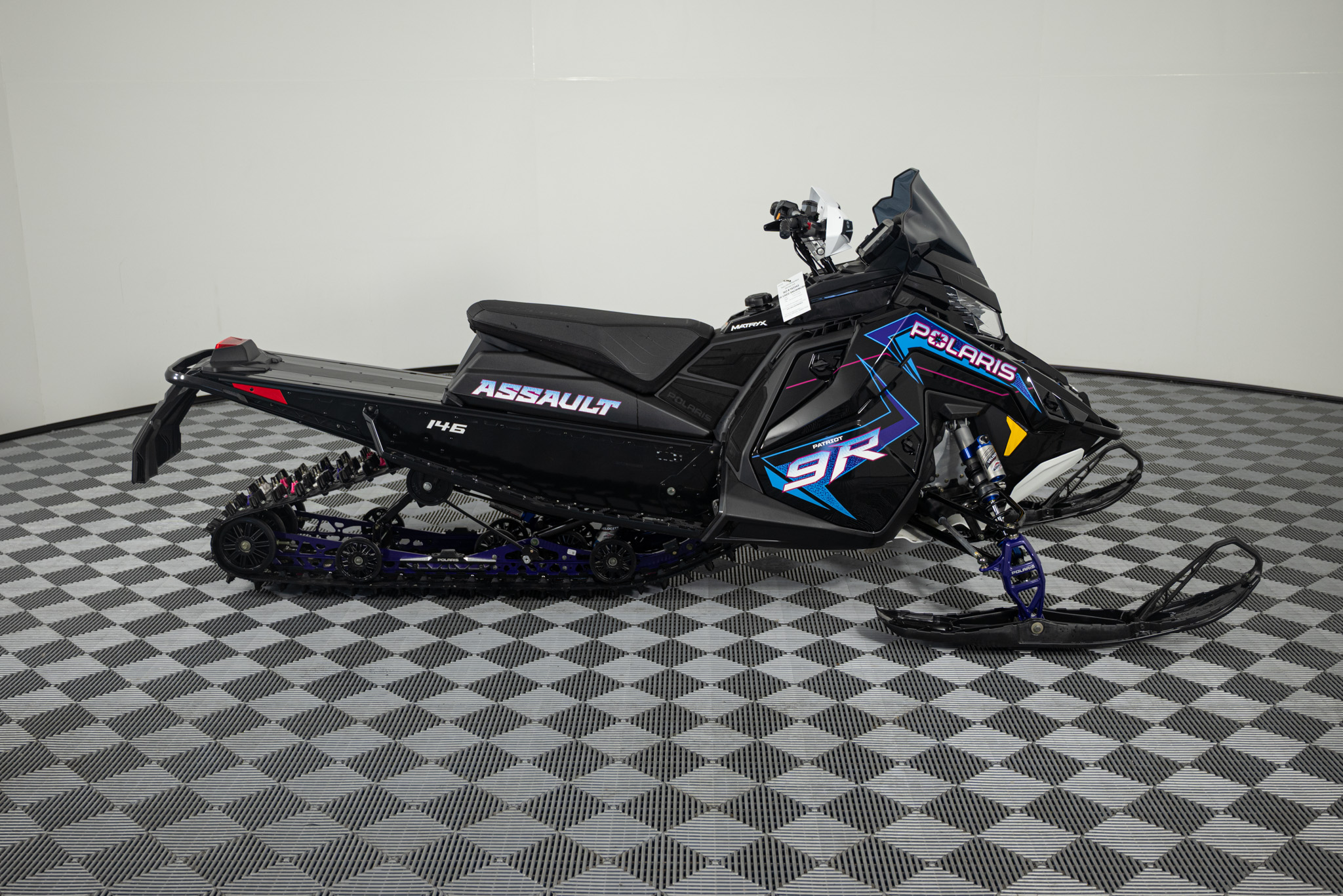 2025 POLARIS 9R SWITCHBACK ASSAULT 146 70TH LE SNOWMOBILE