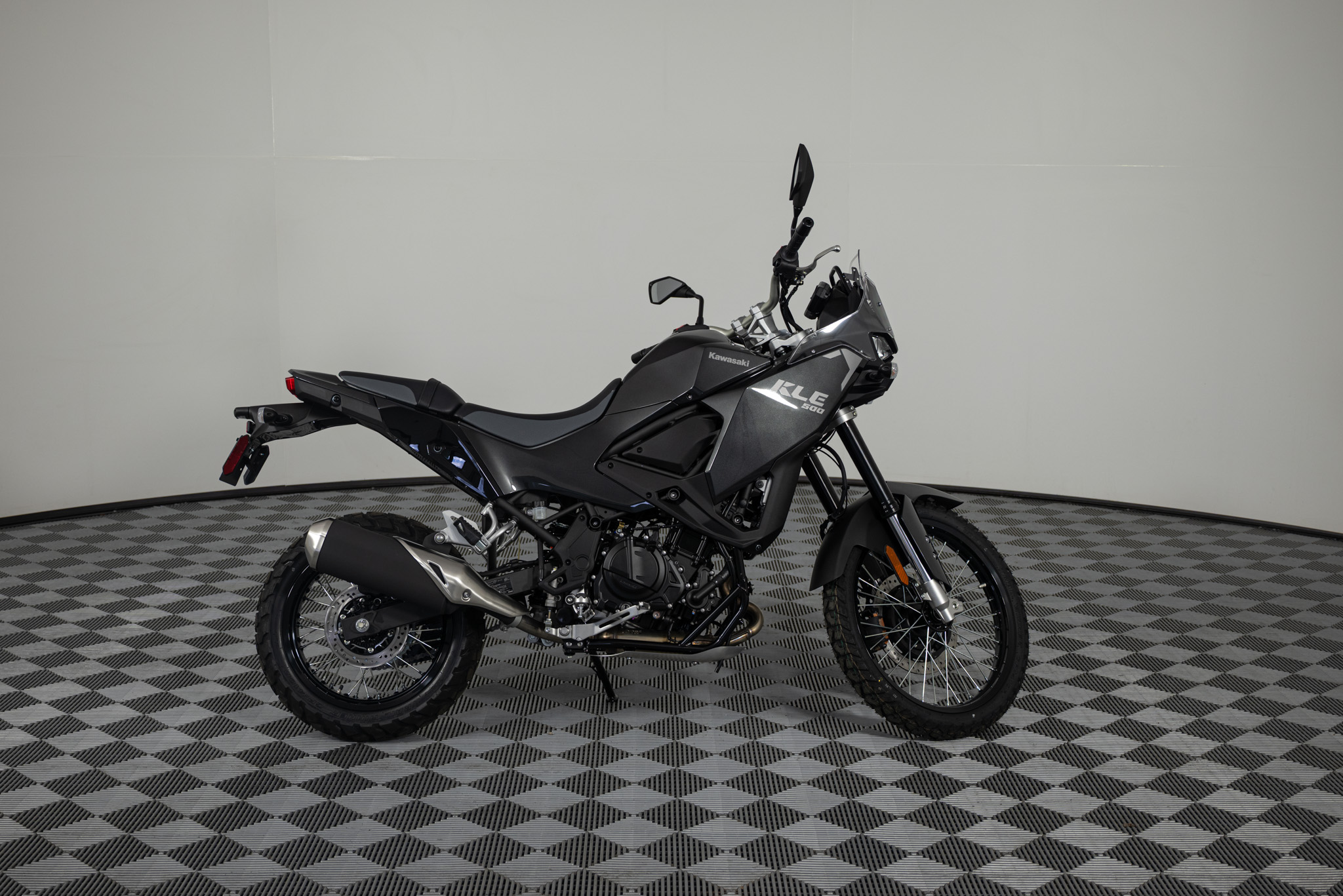 2026 Kawasaki KLE 500 ABS CA Motorcycle