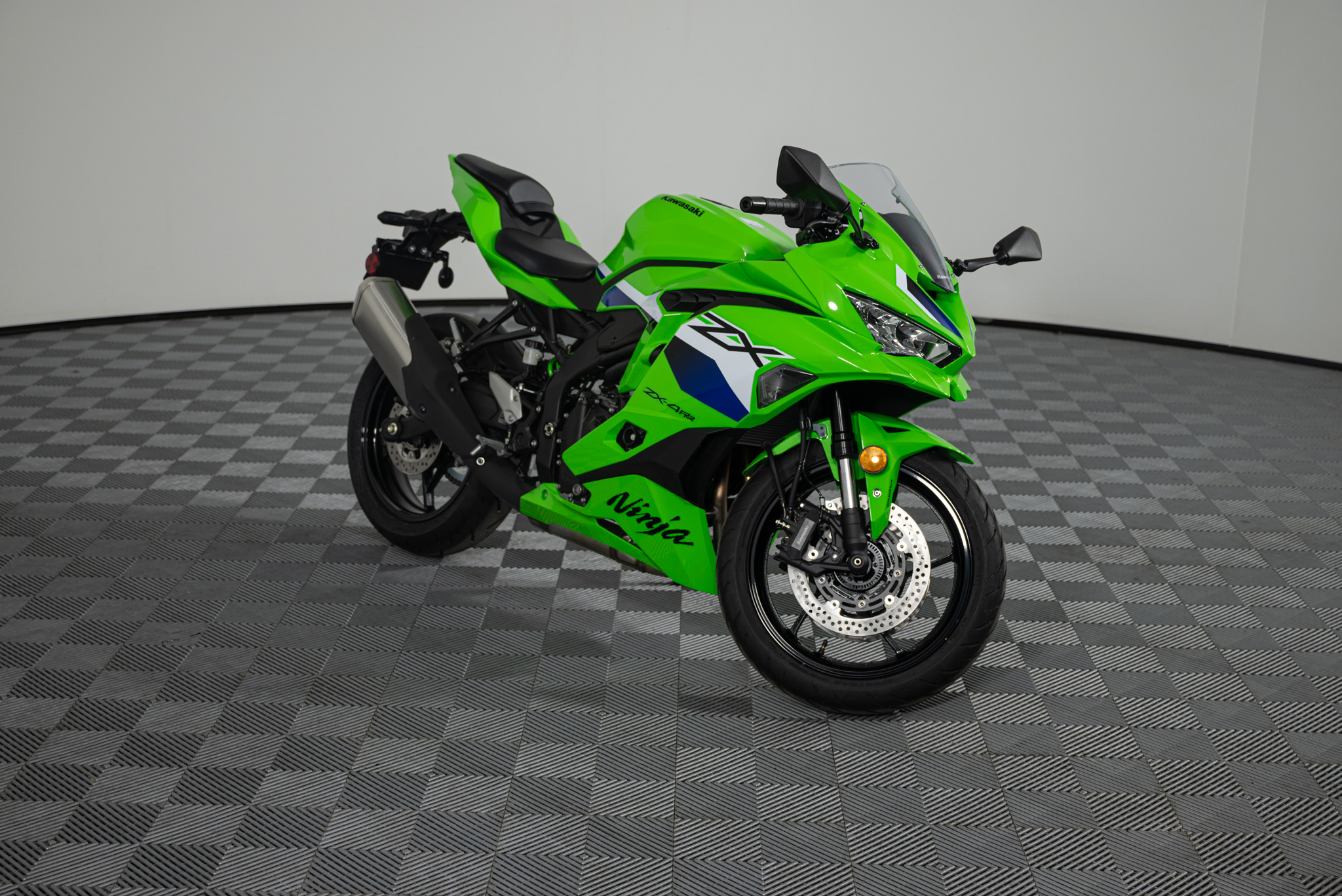 2026 KAWASAKI NINJA ZX-4RR ABS MOTORCYCLE