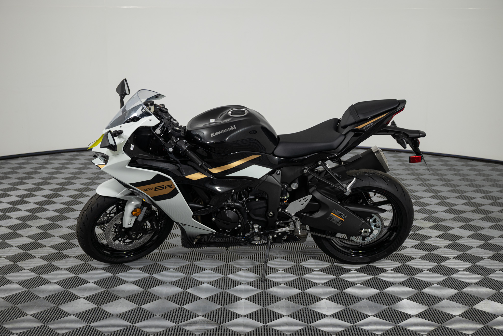 2026 KAWASAKI NINJA ZX-6R ABS MOTORCYCLE