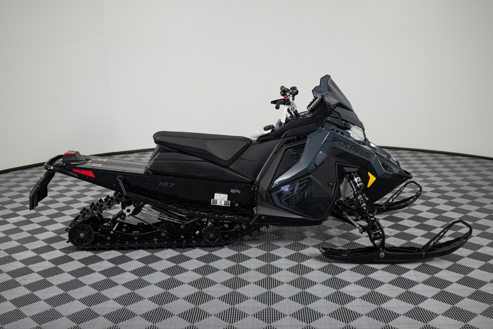 2026 POLARIS INDY XC 137 850 SNOWMOBILE
