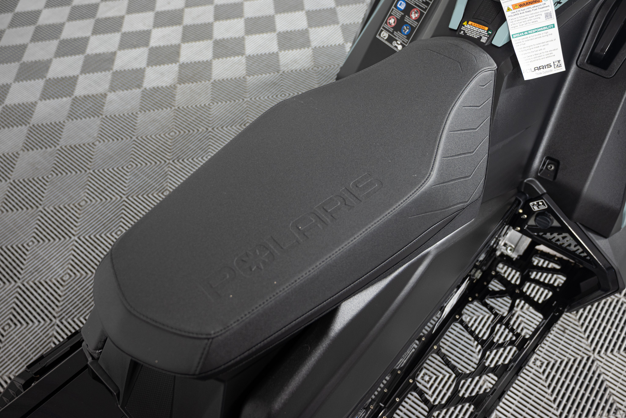2026 POLARIS INDY XC 137 850 SNOWMOBILE