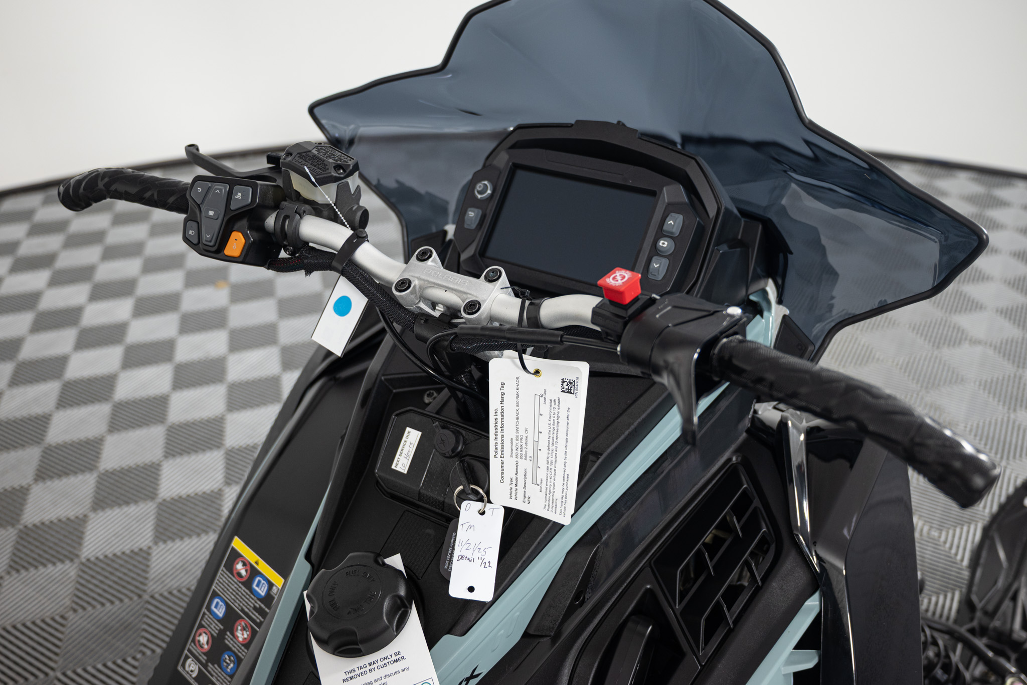2026 POLARIS INDY XC 137 850 SNOWMOBILE