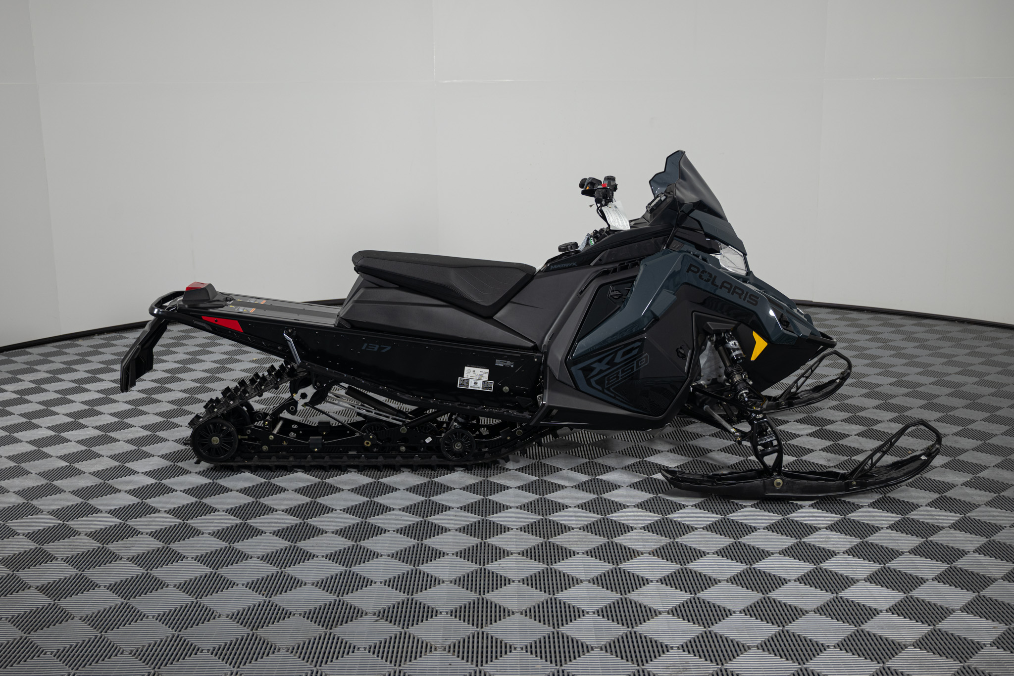 2026 POLARIS INDY XC 137 850 SNOWMOBILE