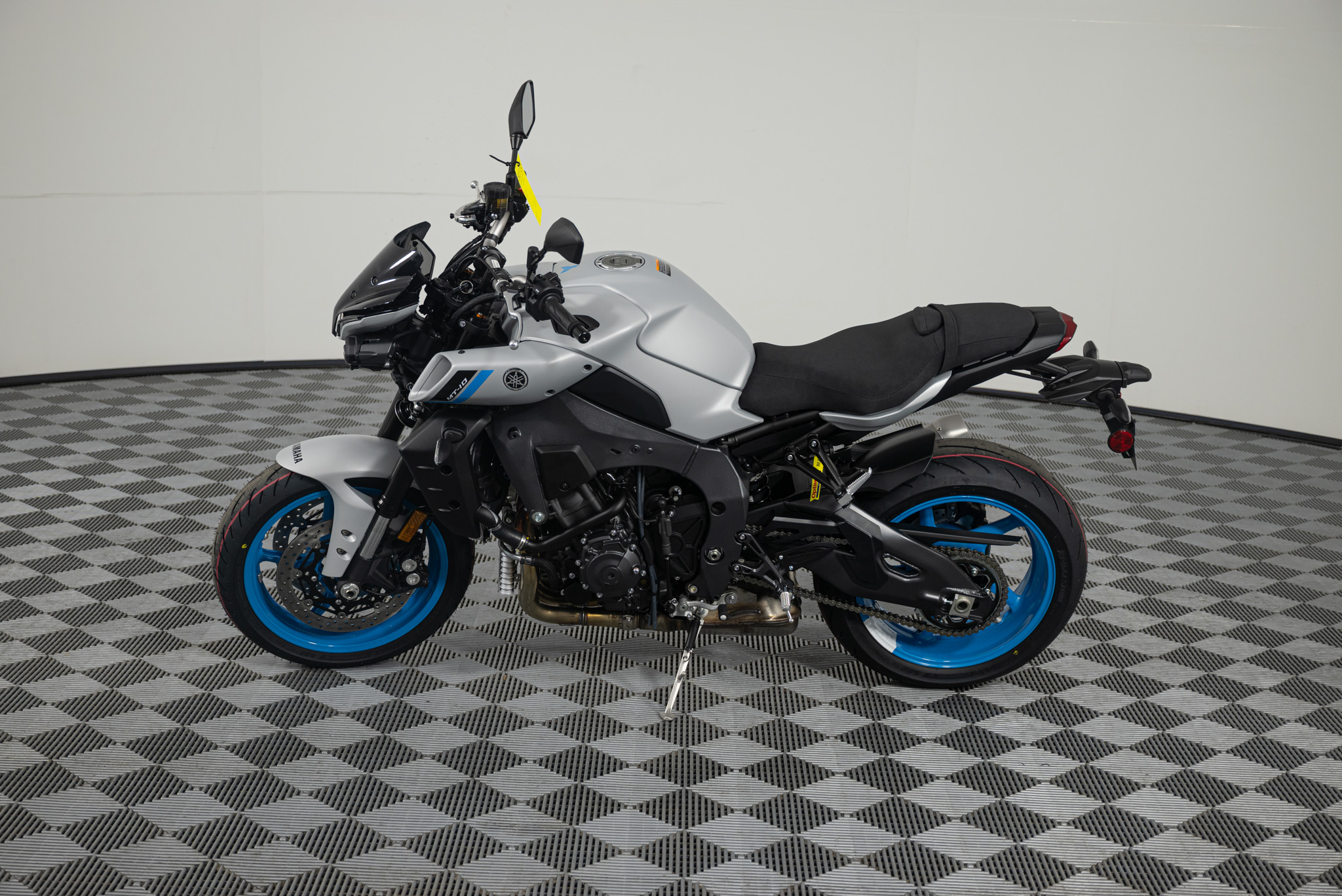 2026 YAMAHA MT-10 MOTORCYCLE