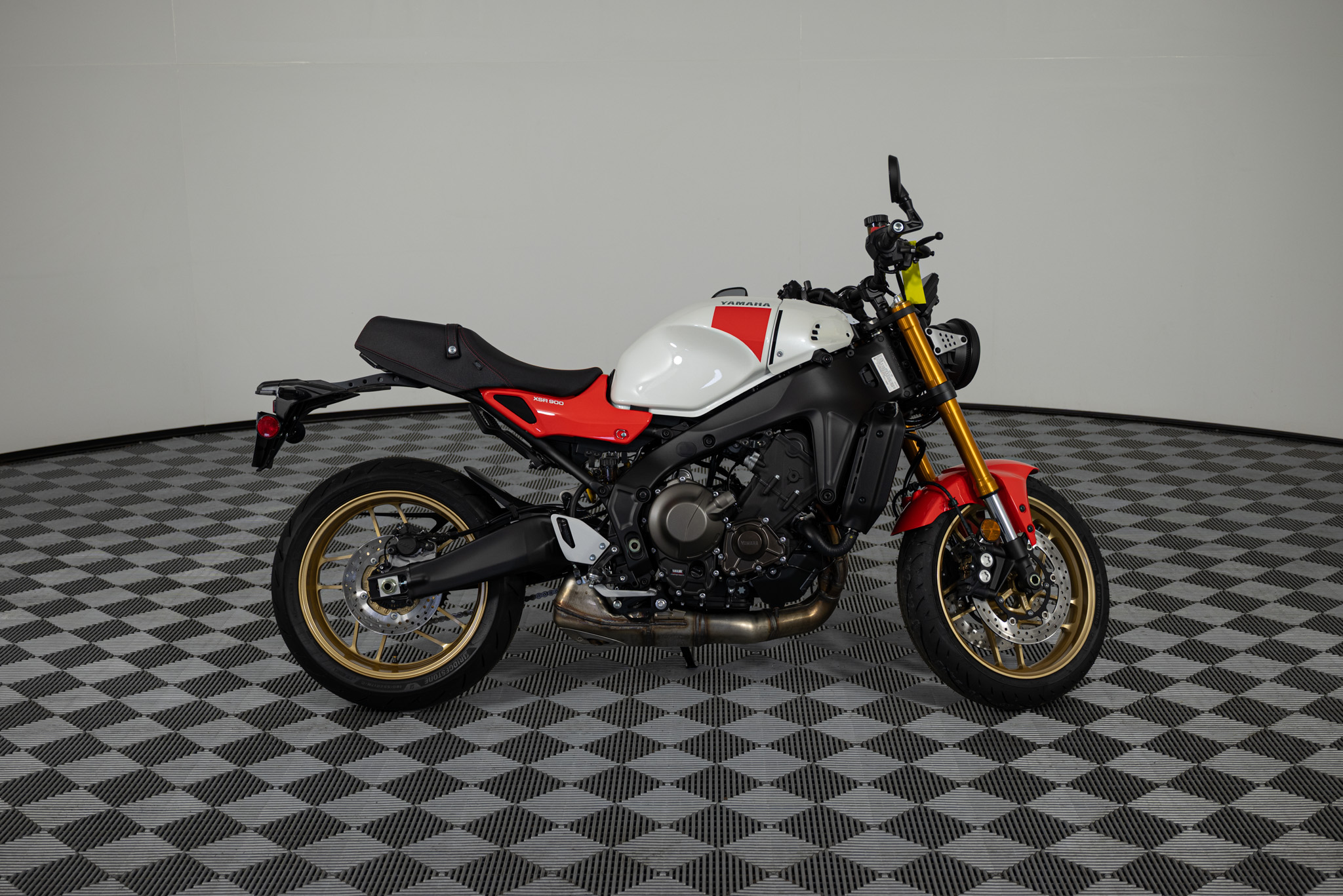 2026 YAMAHA XSR900 MOTORCYCLE
