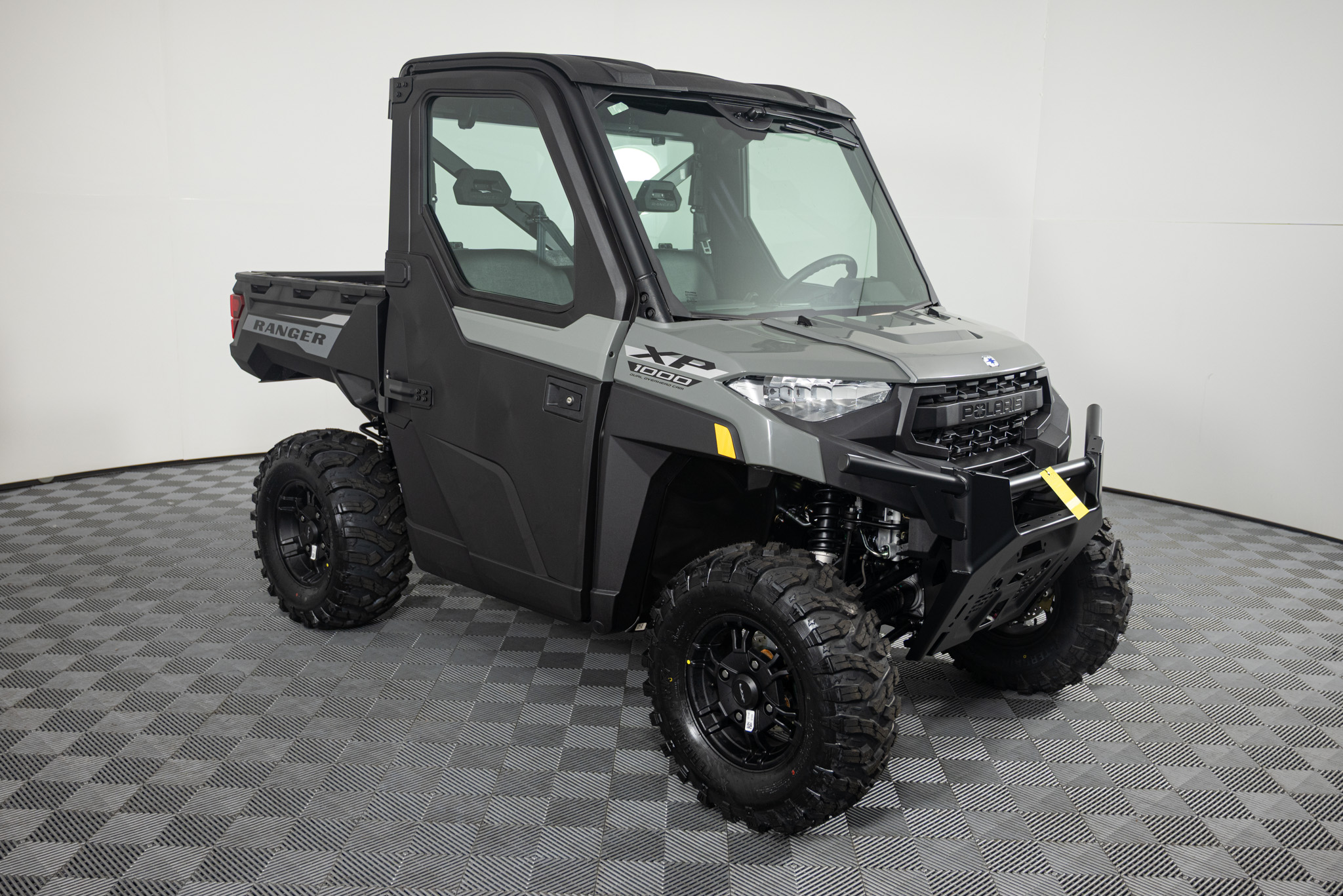 2027 Polaris RANGER XP 1000 CAB Side x Side