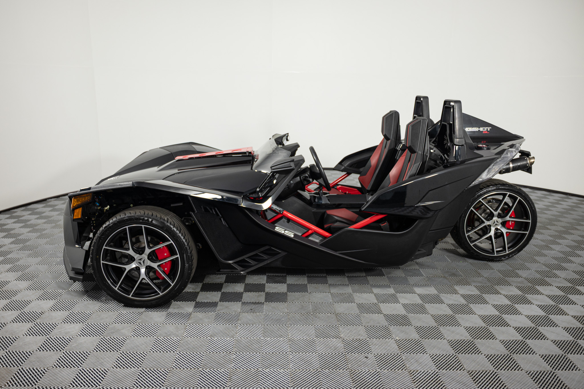 2016 POLARIS Slingshot SL LE black pearl MOTORCYCLE