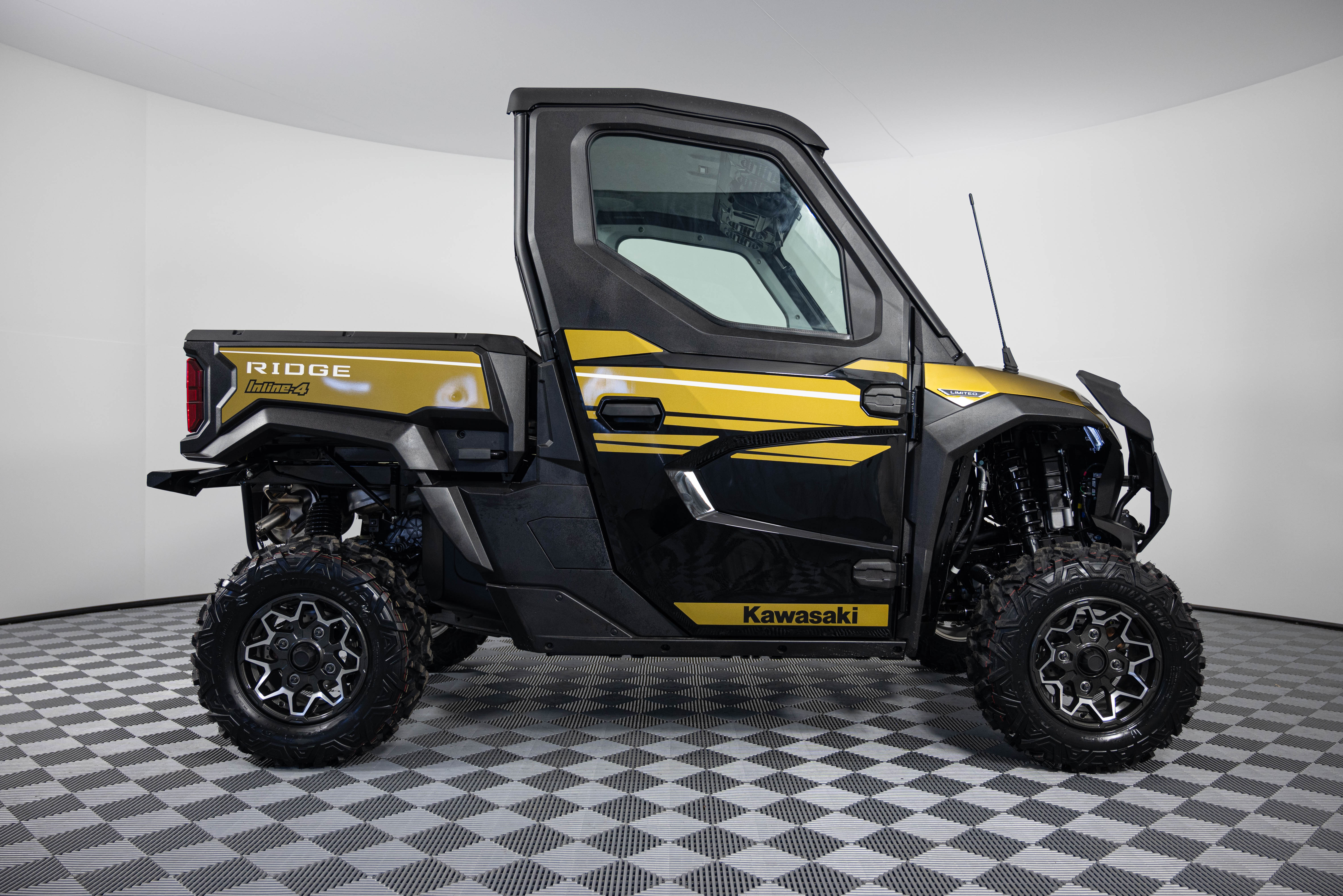 2025 Kawasaki RIDGE LIMITED HVAC Side x Side