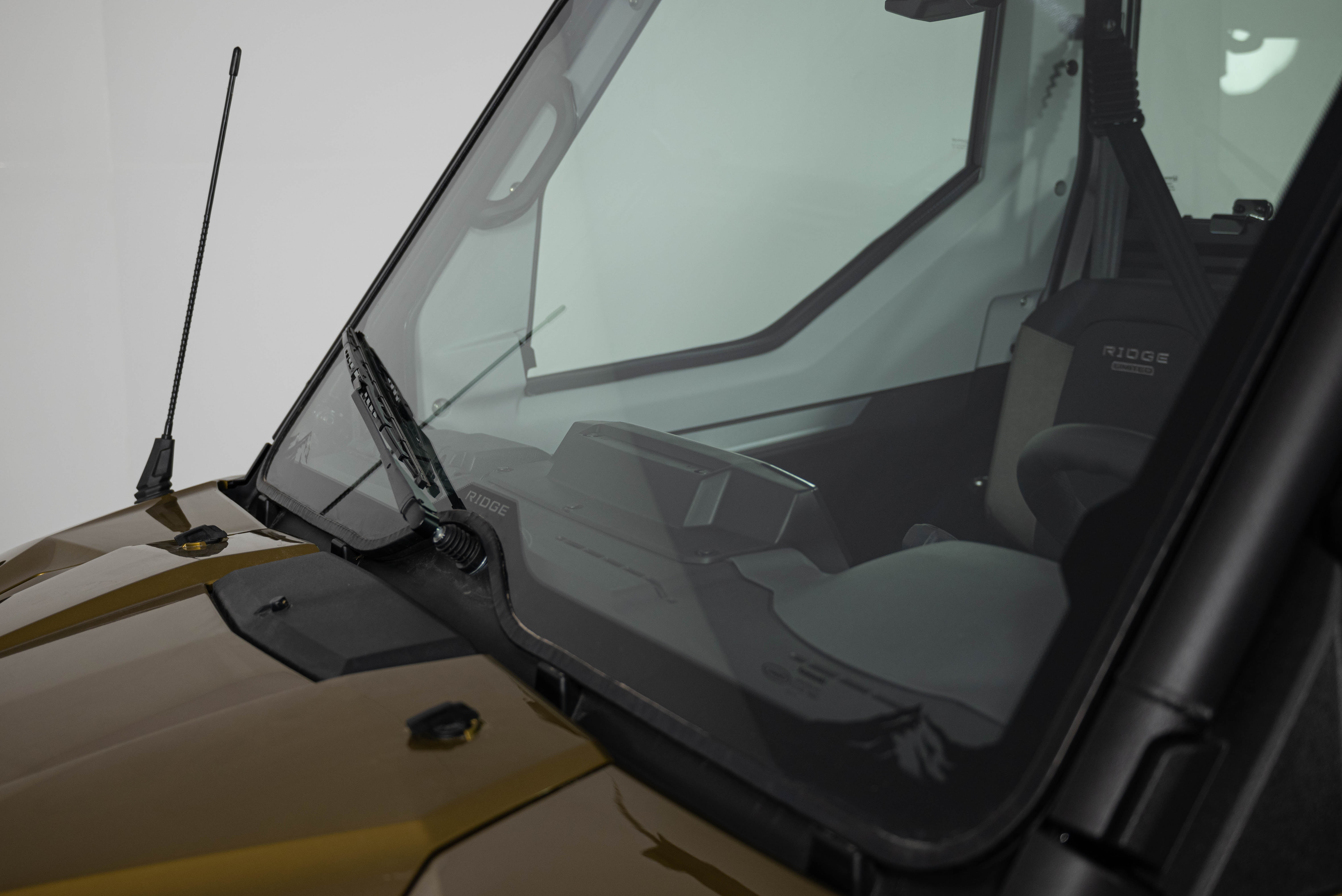 2025 Kawasaki RIDGE LIMITED HVAC Side x Side