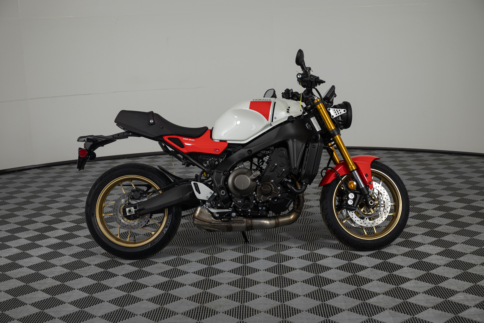 2026 YAMAHA XSR900 MOTORCYCLE