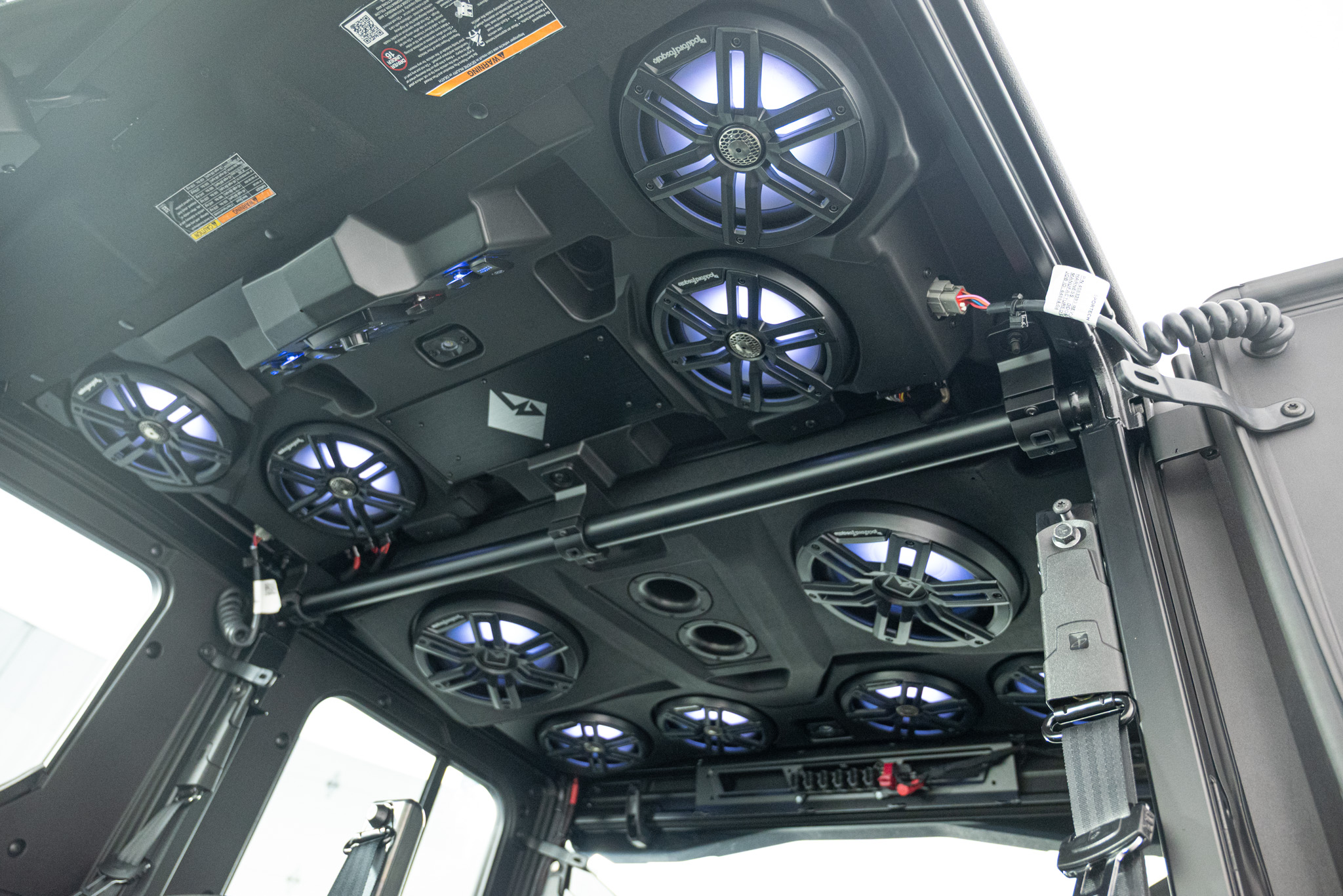 2027 Polaris RANGER CREW XP 1000 CAB Side x Side